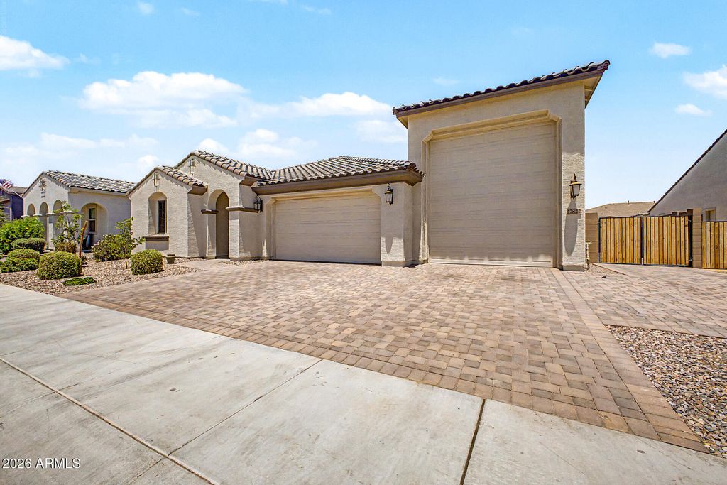 17822 W OREGON Avenue, Litchfield Park, AZ 85340 — photo 3