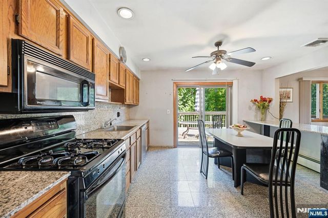 383 Talbot Drive, Fairfield, NJ 07004