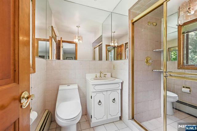 383 Talbot Drive, Fairfield, NJ 07004