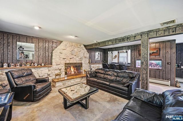 383 Talbot Drive, Fairfield, NJ 07004