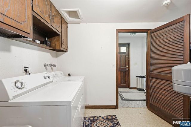 383 Talbot Drive, Fairfield, NJ 07004