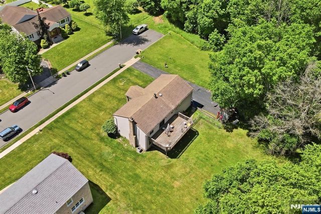 383 Talbot Drive, Fairfield, NJ 07004