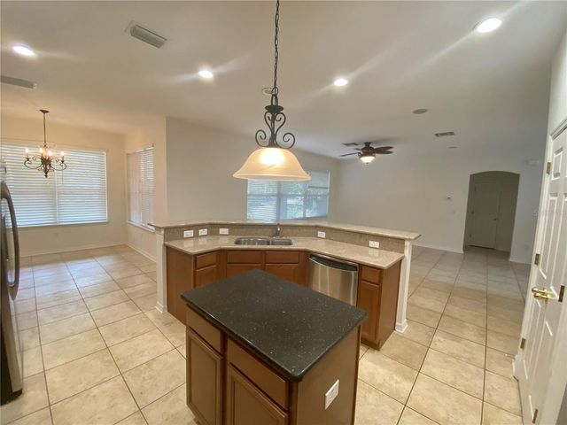 6610 PORTLAND OAK COURT, Tampa, FL 33647