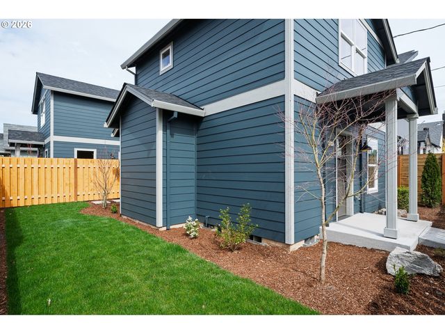 6909 Ne Multnomah St C, Portland, OR 97213