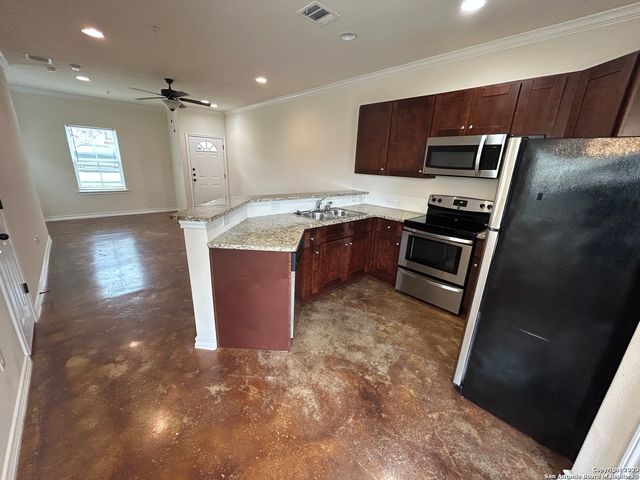 622 Meadow Arbor Ln Unit 1, Universal City, TX 78148