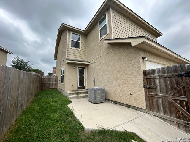 622 Meadow Arbor Ln Unit 1, Universal City, TX 78148