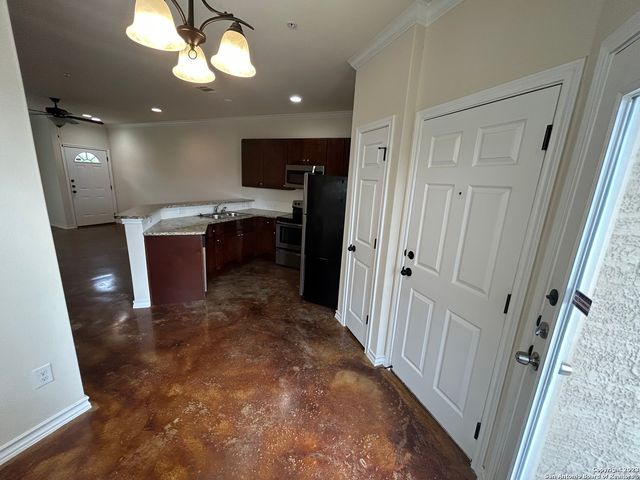 622 Meadow Arbor Ln Unit 1, Universal City, TX 78148