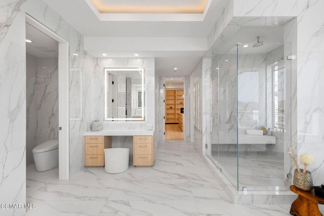 118 Giles Road, Lake Sherwood, CA 91361