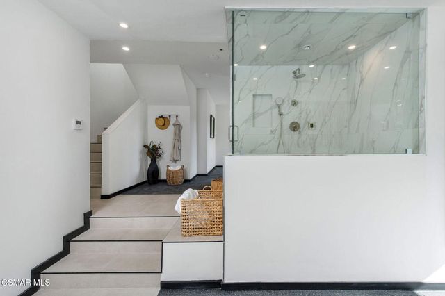 118 Giles Road, Lake Sherwood, CA 91361