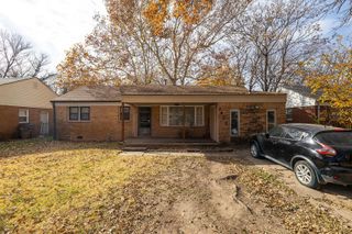 2827 S Washington, Wichita, KS 67216