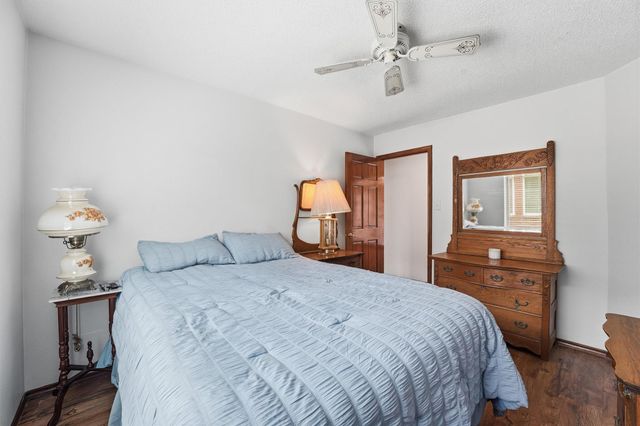 3206 N Peach Hollow Circle, Pearland, TX 77584