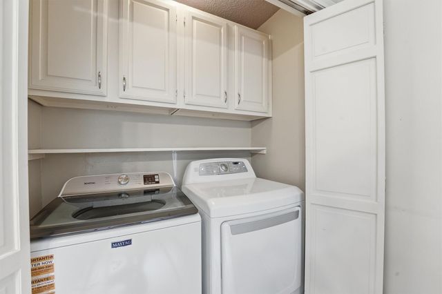 3206 N Peach Hollow Circle, Pearland, TX 77584