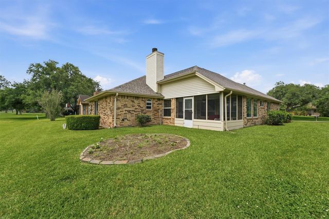 3206 N Peach Hollow Circle, Pearland, TX 77584