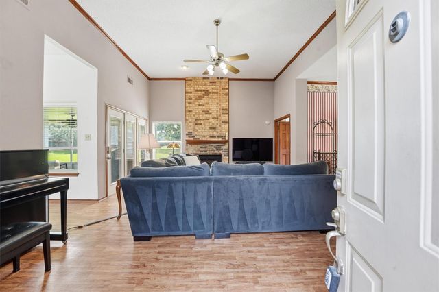 3206 N Peach Hollow Circle, Pearland, TX 77584