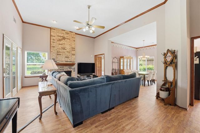 3206 N Peach Hollow Circle, Pearland, TX 77584