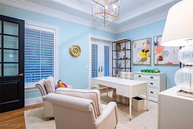 140 3rd AVE S, Naples, FL 34102