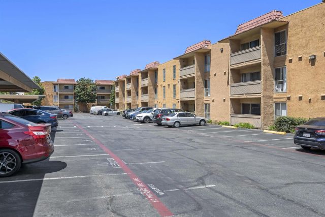 6955 ALVARADO RD 70, San Diego, CA 92120