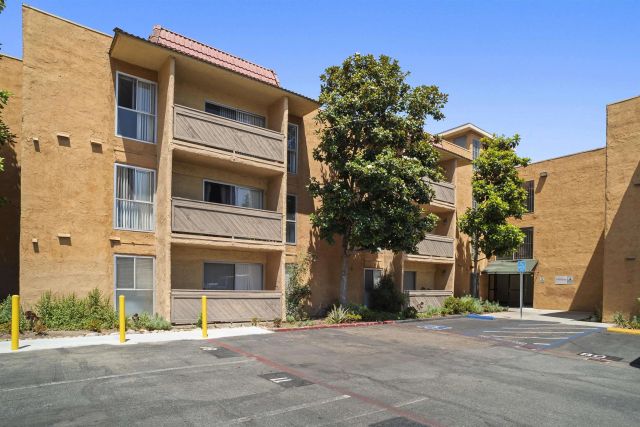 6955 ALVARADO RD 70, San Diego, CA 92120