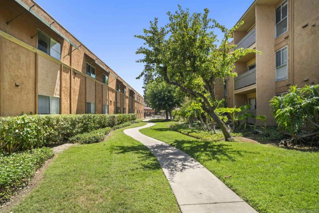 6955 ALVARADO RD 70, San Diego, CA 92120