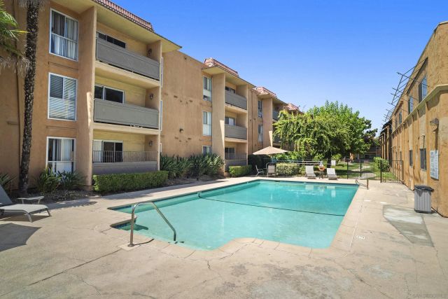 6955 ALVARADO RD 70, San Diego, CA 92120