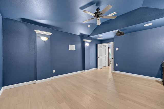 1200 Jasmine Street, Lantana, TX 76226