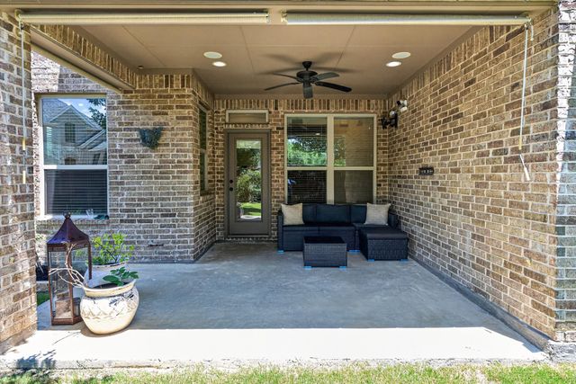 1200 Jasmine Street, Lantana, TX 76226