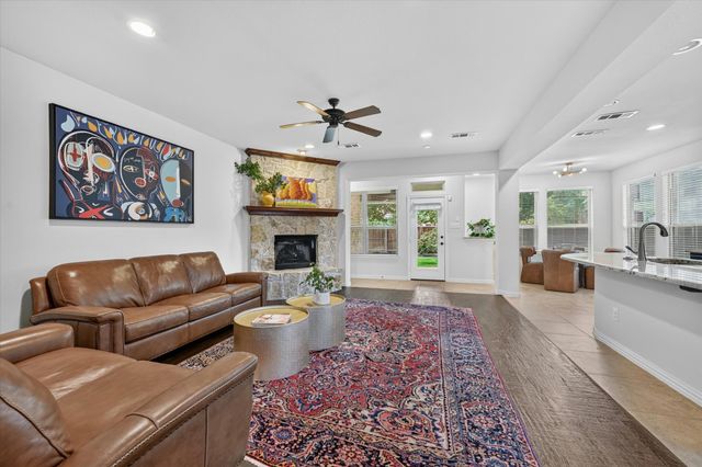 1200 Jasmine Street, Lantana, TX 76226