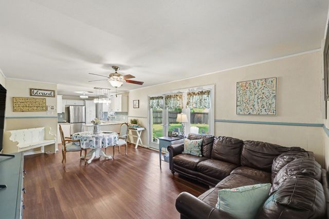 209 Linda Lane, Irving, TX 75062