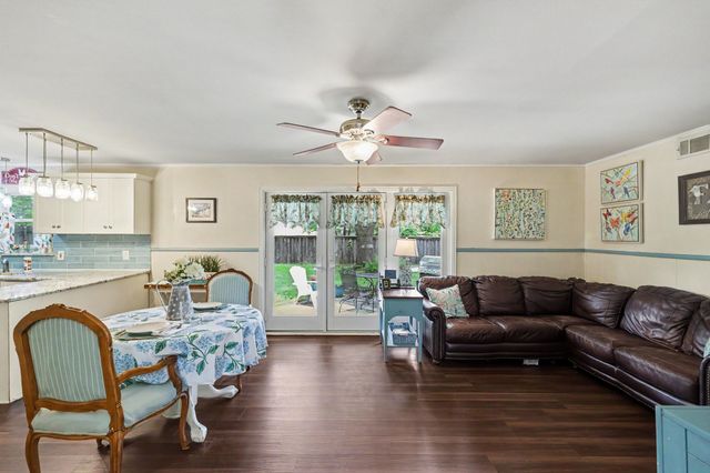 209 Linda Lane, Irving, TX 75062