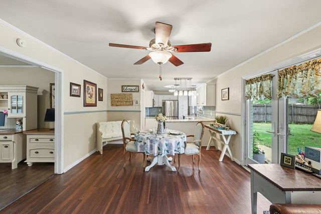 209 Linda Lane, Irving, TX 75062