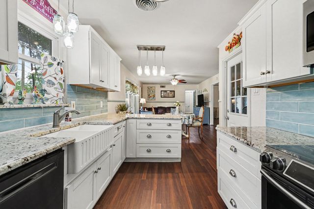 209 Linda Lane, Irving, TX 75062