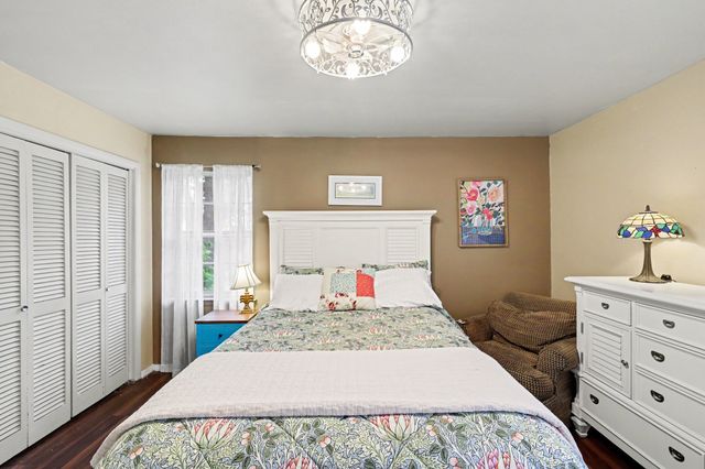 209 Linda Lane, Irving, TX 75062