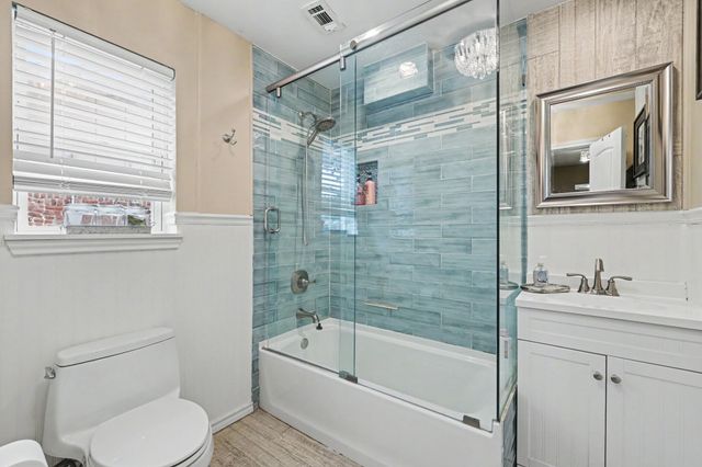 209 Linda Lane, Irving, TX 75062