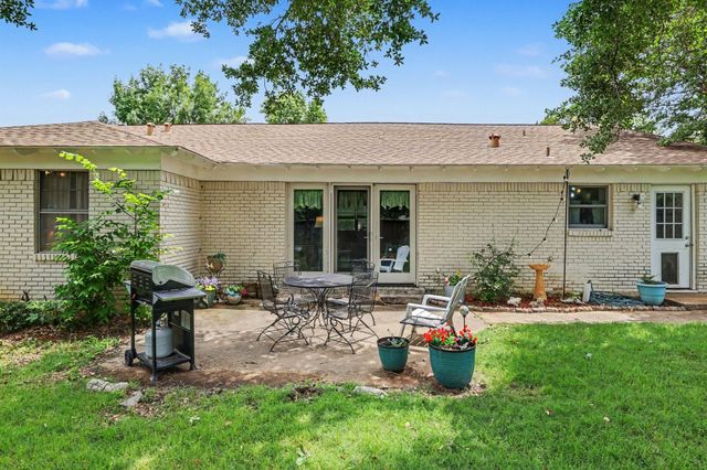 209 Linda Lane, Irving, TX 75062