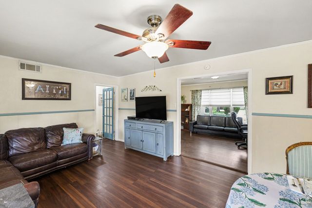 209 Linda Lane, Irving, TX 75062