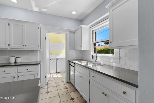 522 W Willetta St Street, Phoenix, AZ 85003