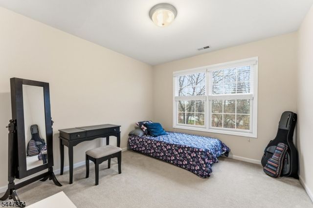 26 Rouser Way, Hillsborough Twp., NJ 08844