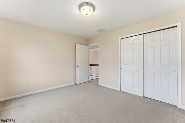 26 Rouser Way, Hillsborough Twp., NJ 08844