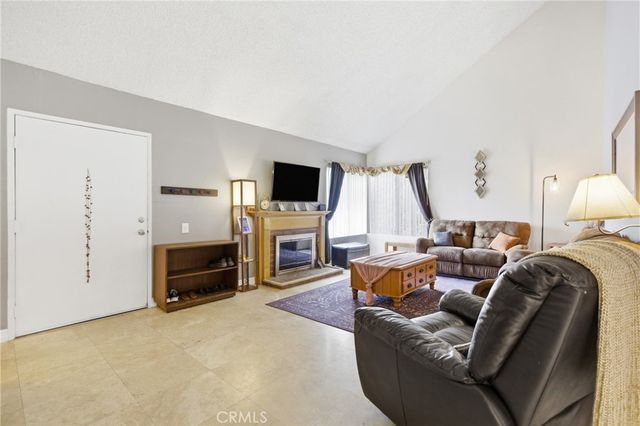 1038 Angus Court, San Marcos, CA 92069