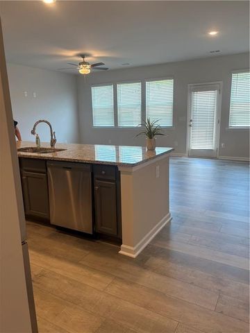 400 WHITETAIL Circle, Canton, GA 30115