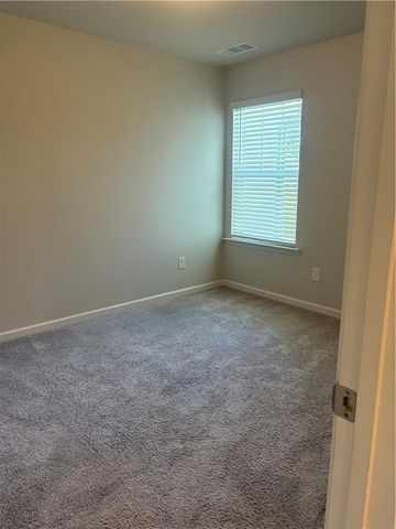 400 WHITETAIL Circle, Canton, GA 30115