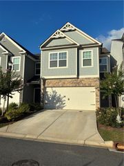400 WHITETAIL Circle, Canton, GA 30115