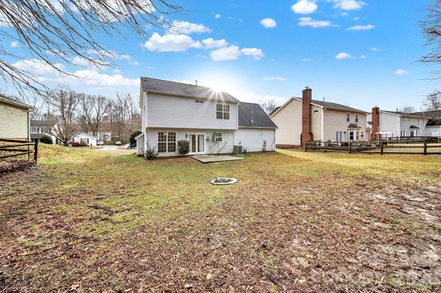 1308 Cindy Carr Drive, Matthews, NC 28105