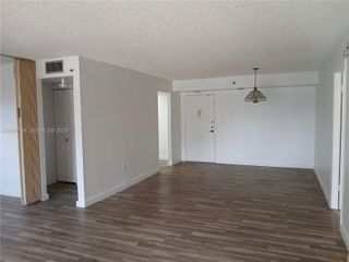 1300 Saint Charles Place 222, Pembroke Pines, FL 33026