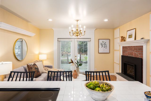 1726 E VINE ST, Murray, UT 84121