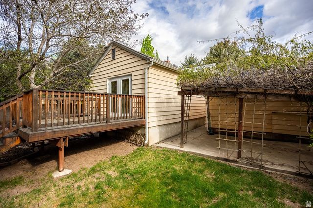 1726 E VINE ST, Murray, UT 84121