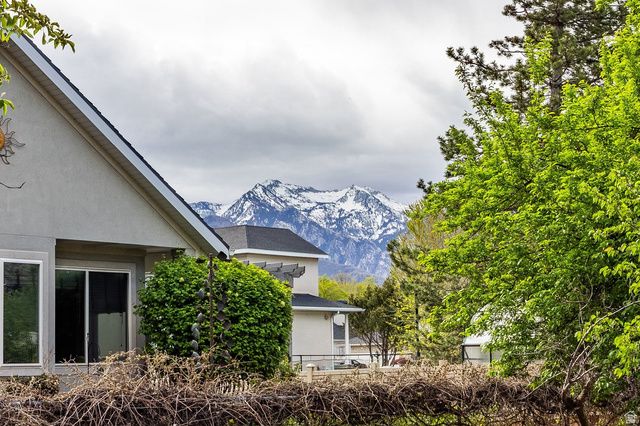 1726 E VINE ST, Murray, UT 84121
