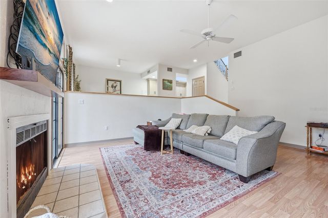 5324 NW 9TH LANE, Gainesville, FL 32605