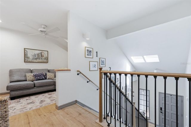 5324 NW 9TH LANE, Gainesville, FL 32605