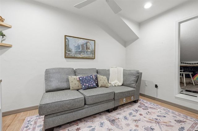 5324 NW 9TH LANE, Gainesville, FL 32605